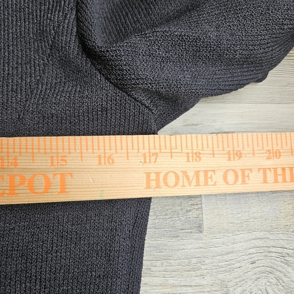 St. John Collection Knit Wool Blend Blazer Black Large Pearl Buttons Size 4 - Picture 12 of 12